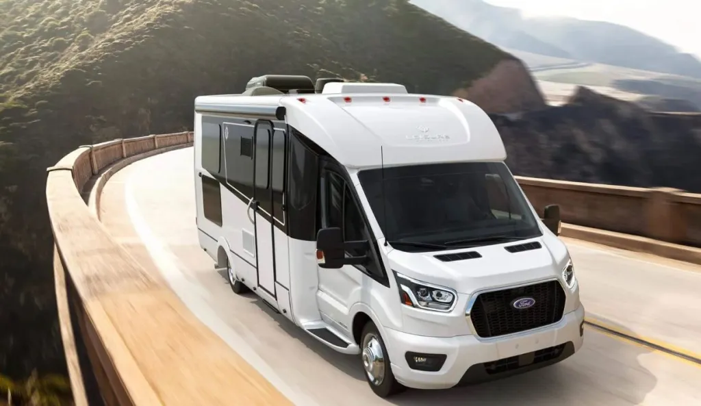 Réparation des dommages subis par les camping-cars chez CaravanRepair